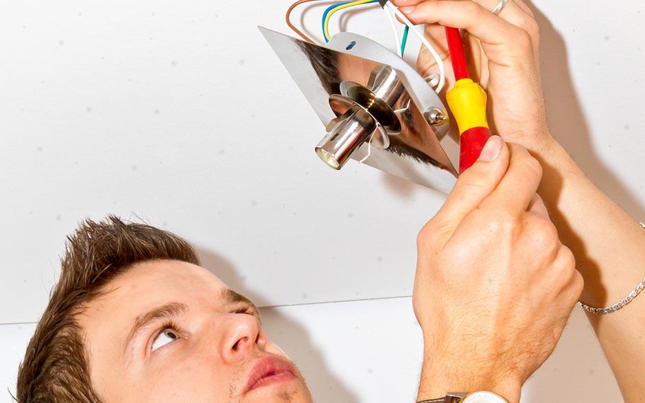 électricien à domicile Le Pecq